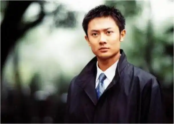 插刀门,骗婚事件后,印小天离婚七年如何自救,走出人生低谷?