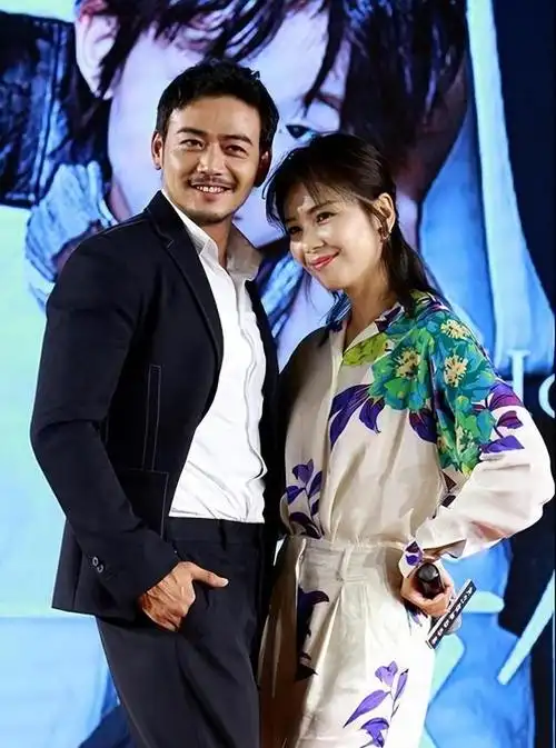 不顾央视警告顶风作案,与刘涛传出绯闻的杨烁,到底谁在给他底气