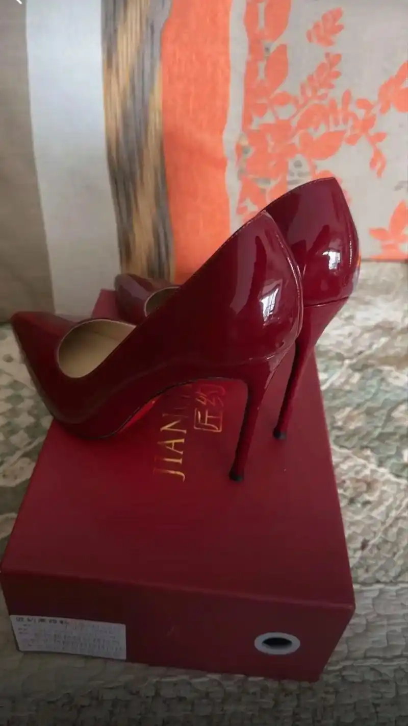 酒红色12厘米#高跟鞋 #美鞋分享 #轻奢高跟女鞋推荐 #美 - 抖音