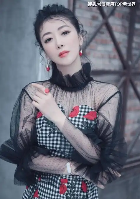 原创独具魅力的陈紫函最新写真大片释放饱满韵味引爆视觉盛宴