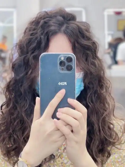 羊毛卷这样烫头顶才蓬松饱满