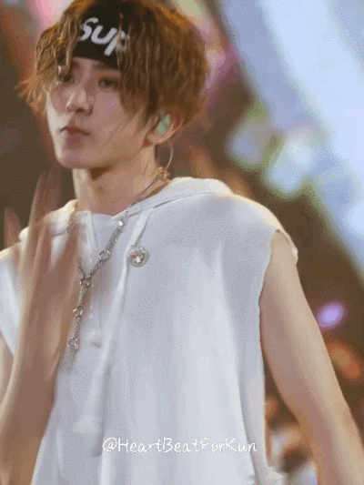 蔡徐坤动图舞台 - 堆糖,美图壁纸兴趣社区