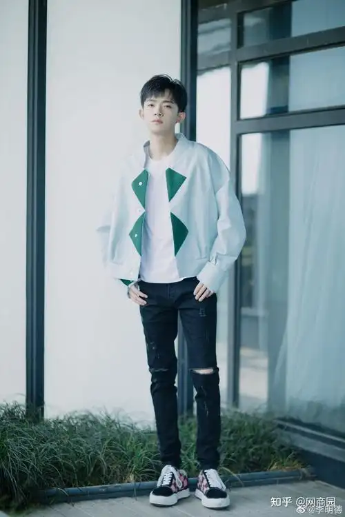 李明德亲爱的热爱的97扮演者元气满满阳光清秀