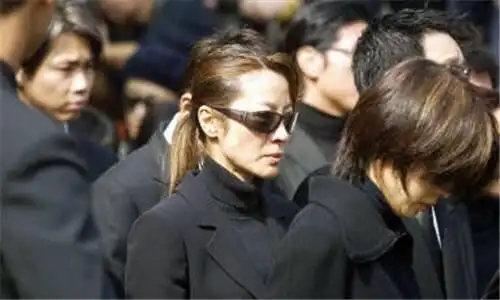 梅艳芳问她为什么不肯去医院,杨紫琼:我太怕打针了!