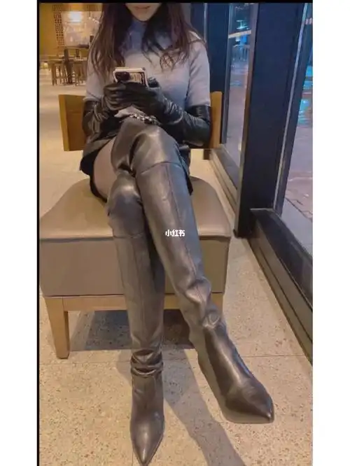 过膝长靴皮手套有喜欢的吗