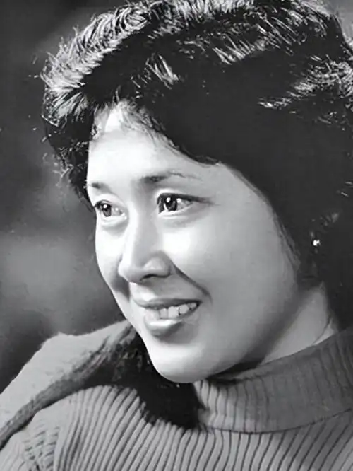 病逝不到一年,丈夫何有才的坚持令人泪目|演员|桂林|电影_网易订阅