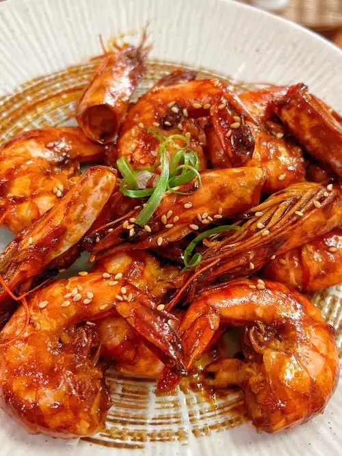 家常菜油焖大虾做法好吃到舔盘子