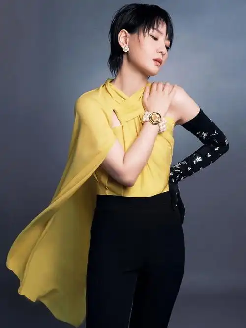 周笔畅发布《声生不息》造型写真 黑黄撞色搭配显甜酷风