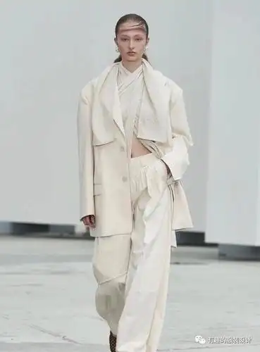 服装设计|特殊领型设计细节120例!