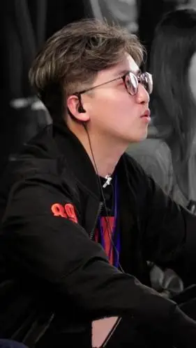 跑男鲜肉导演 文艺青年姚译添 原来导演过这么多很火的节目