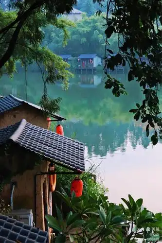 走进乡村山水田园