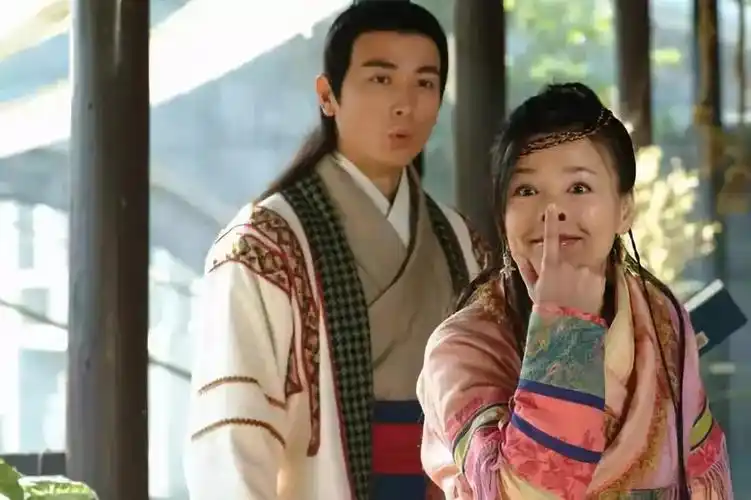 张庭老公林瑞阳和其他女子举止亲密她却熟视无睹