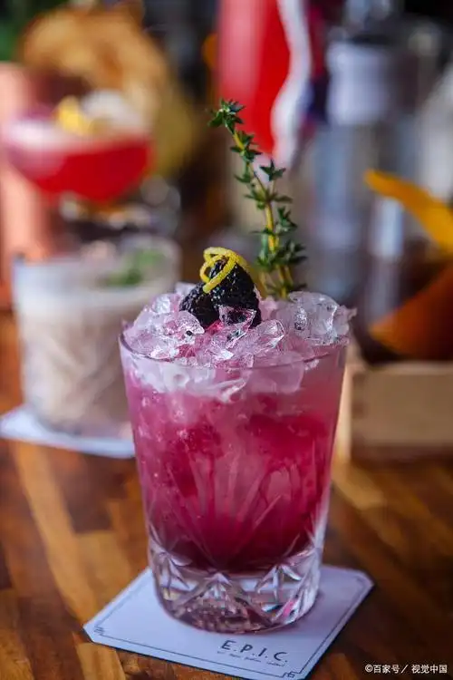 夏日3款果味鸡尾酒做法!冰凉酸甜度数低,太适合女生了!