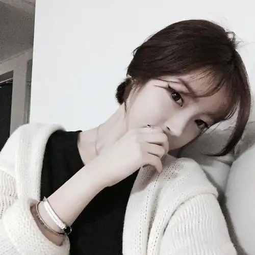 冷眸_微信头像女图片_扣扣居