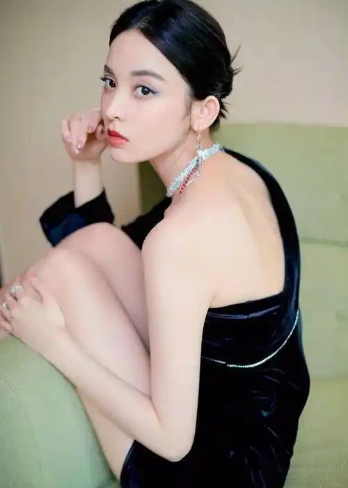 圈内新料:杨幂感情,肖战王一博近况,古力娜扎张翰复合?