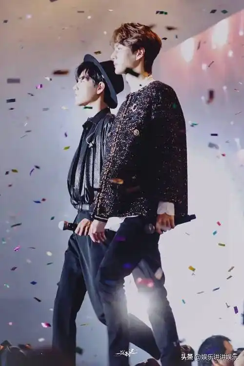 原创中秋月圆夜泰见两周年肖战王一博节日快乐