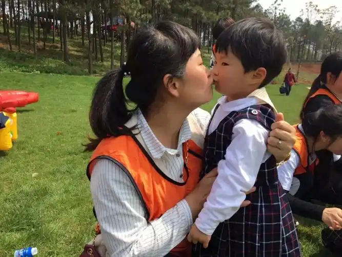 杏花村里幸福游~安庆市凯旋尊邸幼儿园亲子春游活动掠影