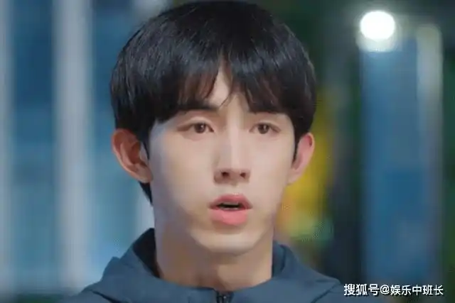 原创少年派第二部钱三一提出分手林妙妙当场崩溃大哭不要离开我