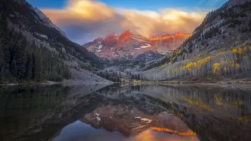 下载壁纸 1920x1080 全高清 湖,树,山,黄昏 桌面背景
