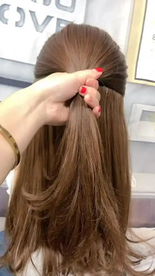 韩系女生半扎发型,喜欢韩范的小姐姐们可以这样扎!