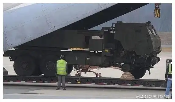 大仇终于报了海马斯威胁巨大俄军集束宝贵导弹赔本也要猎杀