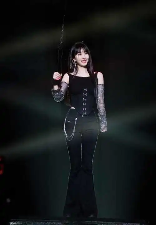 演员李菲儿乘风破浪的姐姐2跨界演绎不同的人生