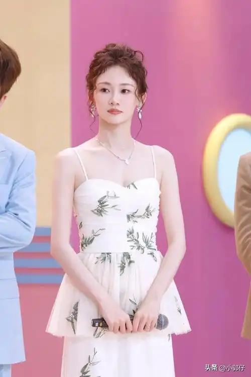 优雅气质|苗苗(演员)_网易订阅