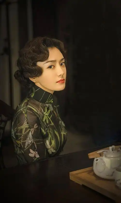 面对面 | 秦岚:沉淀自己等待好戏