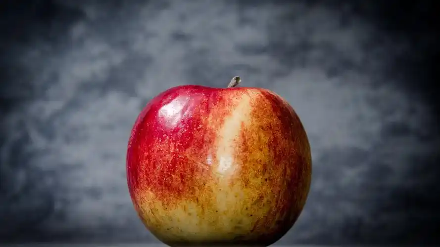 壁纸 一个红苹果,灰色背景 3840x2160 uhd 4k 高清壁纸, 图片, 照片