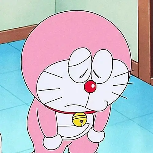 我在微博哆啦a梦超话里发现不同颜色的哆啦a梦,好.