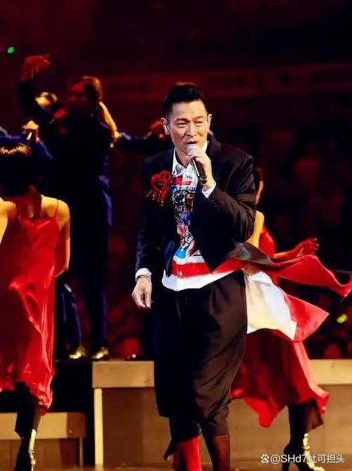 导语:刘德华,华语乐坛的国民级巨星,拥有数十年的演艺经验和卓越的唱