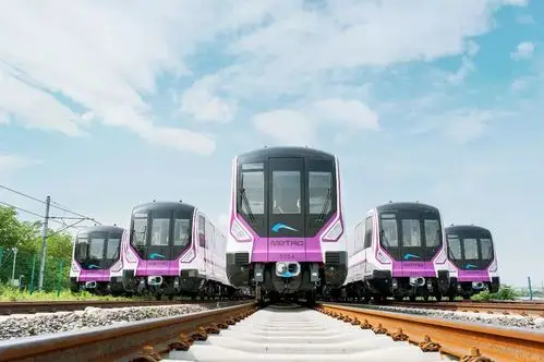 5号线一二期为贯通南北的骨干线,是目前成都地铁一次性开工建设最长