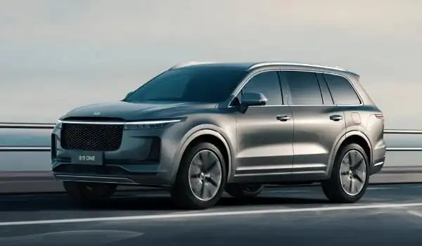 理想汽车2022款最新款价格 理想l9售价45万(理想one售价34万)