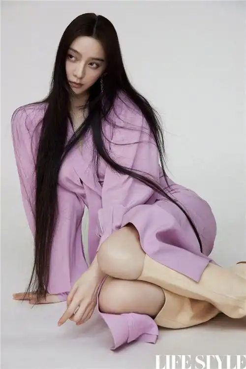 范冰冰最新写真长发飘飘五官精致一如既往的迷人