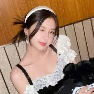 虞书欣私藏头像