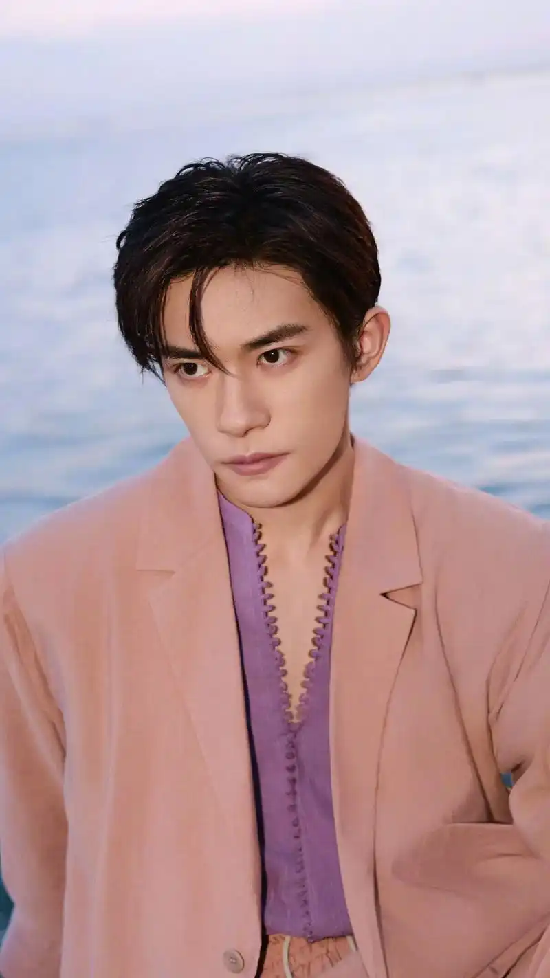 🍉《边水往事》电影版将在月底开机,主角除了易烊千玺,剩下的黄渤