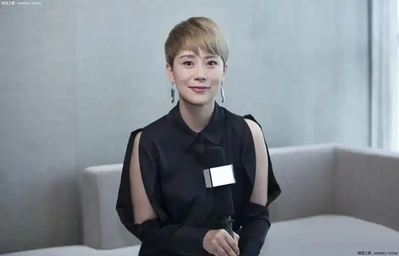 《小别离》中 海清用珠宝诠释时尚辣味