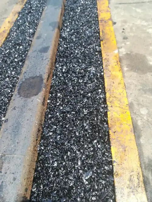 山东日照冷补沥青砂填充码头轨道效果赞赞赞