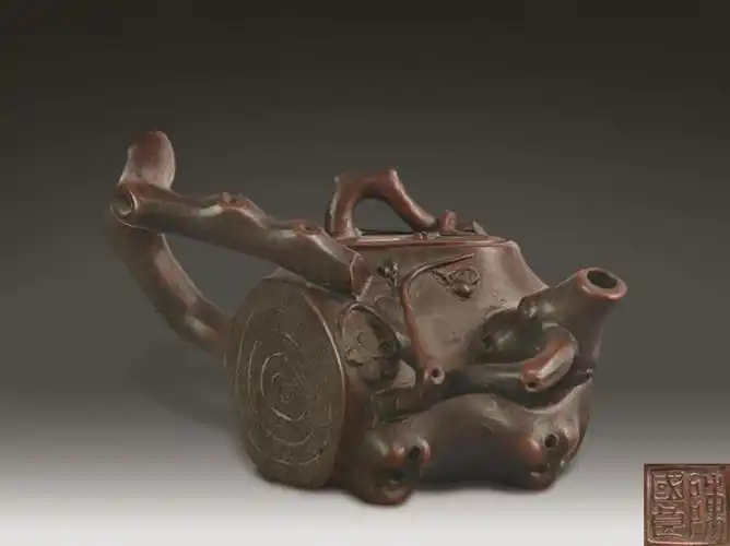 0852 陈国良制 紫砂梅干形茶壶