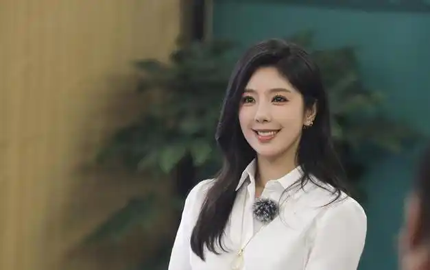 赵奕欢,请不要对观众道德绑架|综艺|模特|李菲儿|惠英红_网易订阅