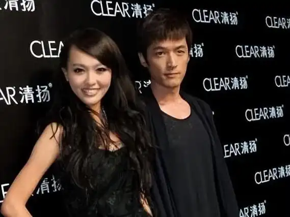 "整蛊大王"胡歌:隐瞒年龄让刘亦菲叫叔叔,串通导演整蛊唐嫣