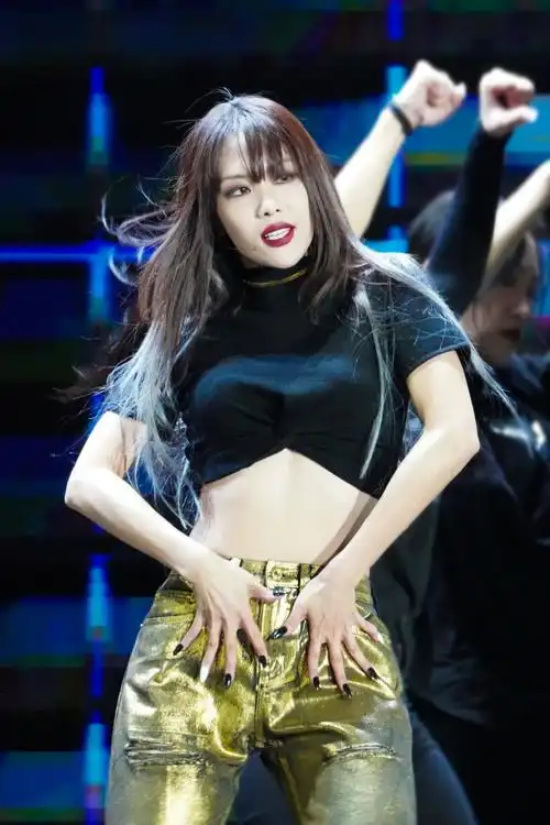 王霏霏stalker窥探者舞台首秀##所爱霏凡