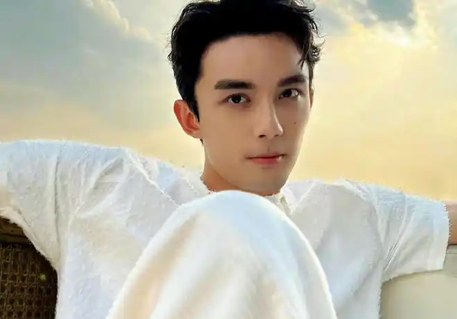 吴磊因年龄被劝退,书粉推荐合适人选|演员_网易订阅