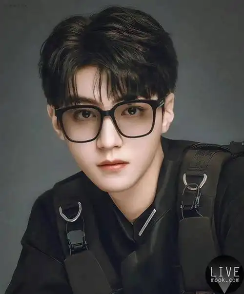 戴眼镜的男生有多帅让安静的美男子成为你的视觉冲击