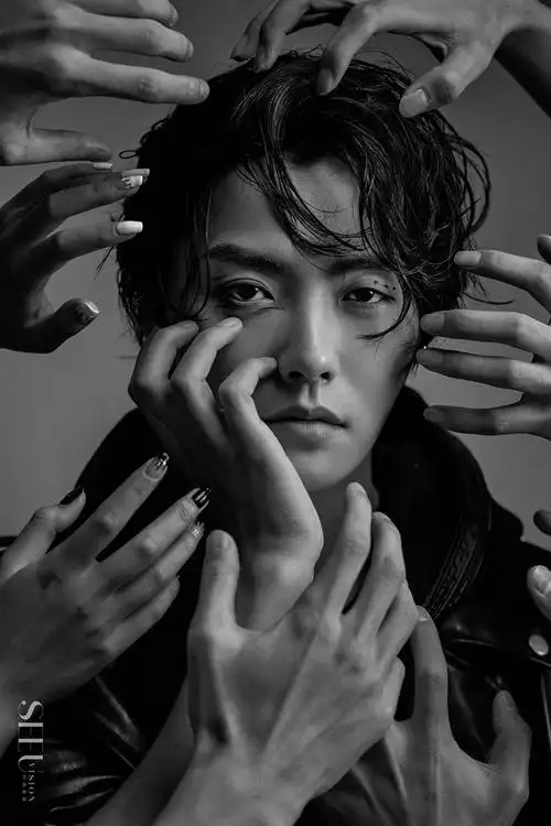 肖宇梁2021杂志图,极富表现力,每张都好绝