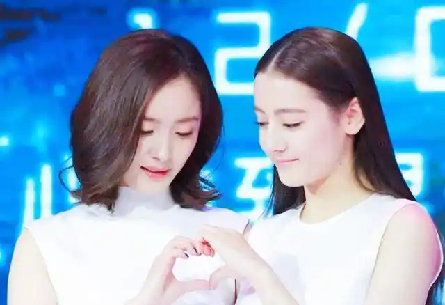 继李溪芮后,杨幂旗下又出"白眼狼",红了就解约|高伟光|迪丽热巴|杨紫