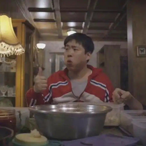 姐妹萌有1988里正焕哥哥正峰的头像吗!