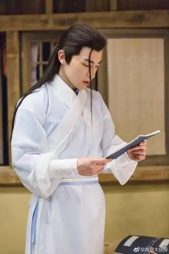 主题:邓伦这古装也太帅了吧!肤若凝脂吹弹可破[75]收藏该帖已收藏