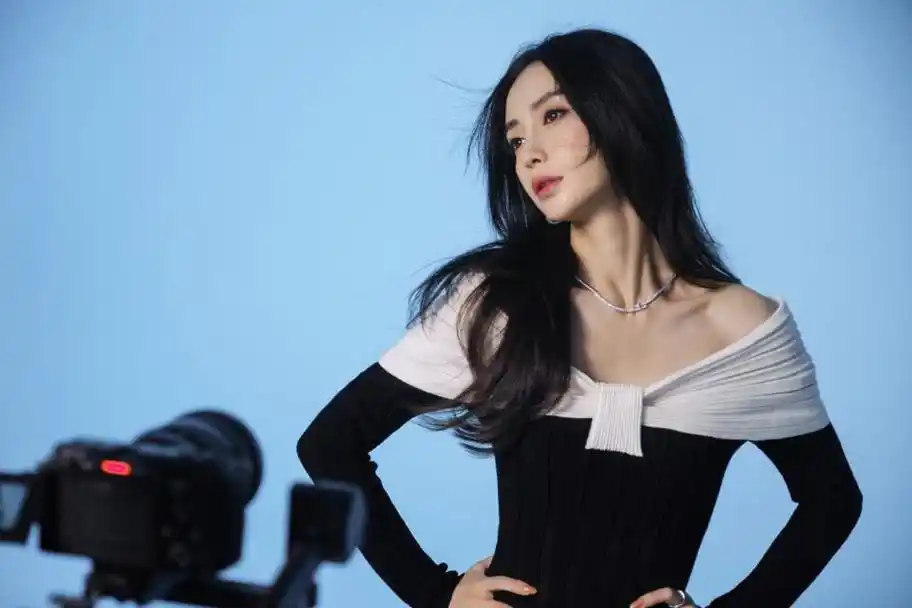 angelababy复出,海外活动行程忙 angelababy复出,现身迪拜参加商务