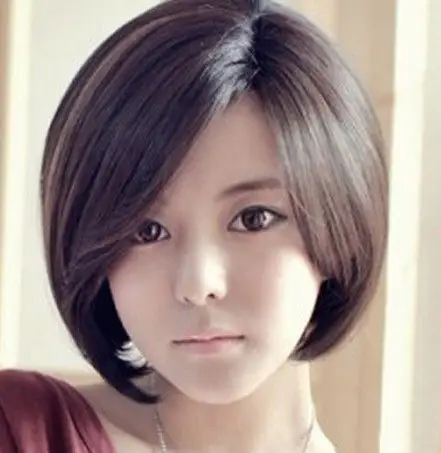 新女生短发斜刘海波波头蘑菇头